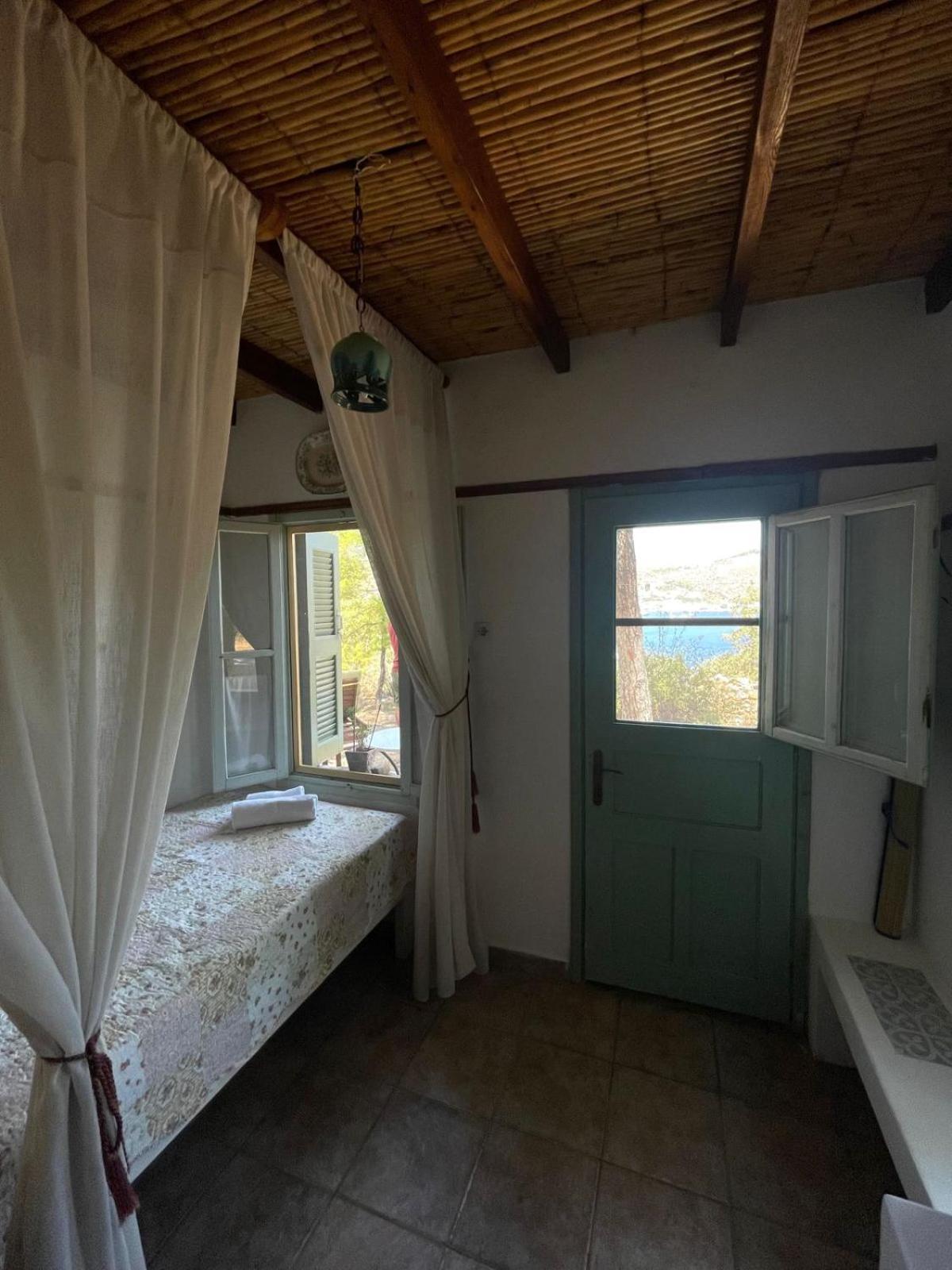 Petrino 2 - Traditional Lerian House Lakkíon Dış mekan fotoğraf